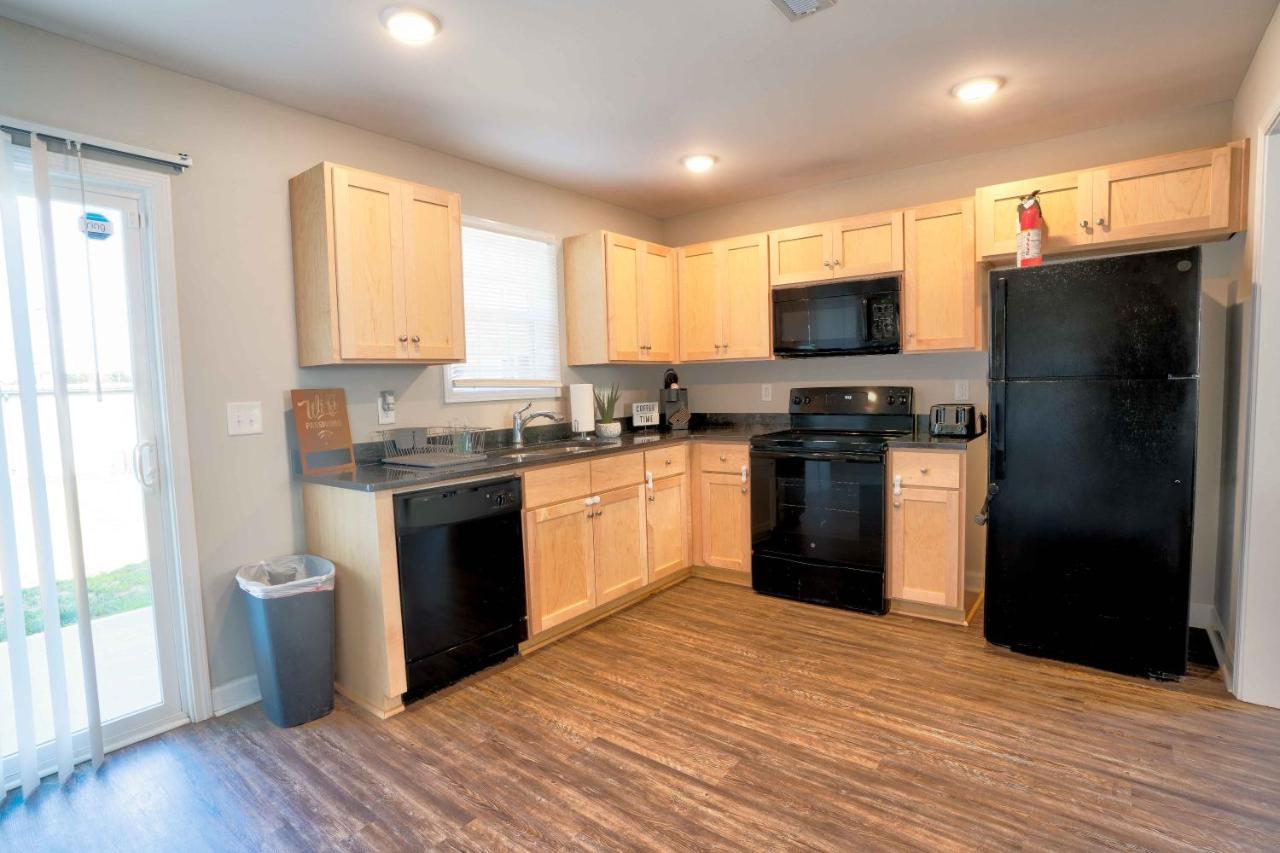 Kannapolis Elegant Townhouse - Pet Friendly Exterior foto
